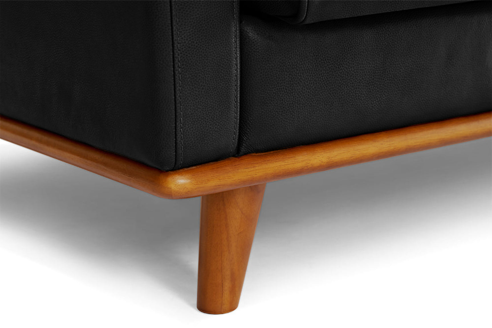 Fauteuil d'appoint en cuir artisanal