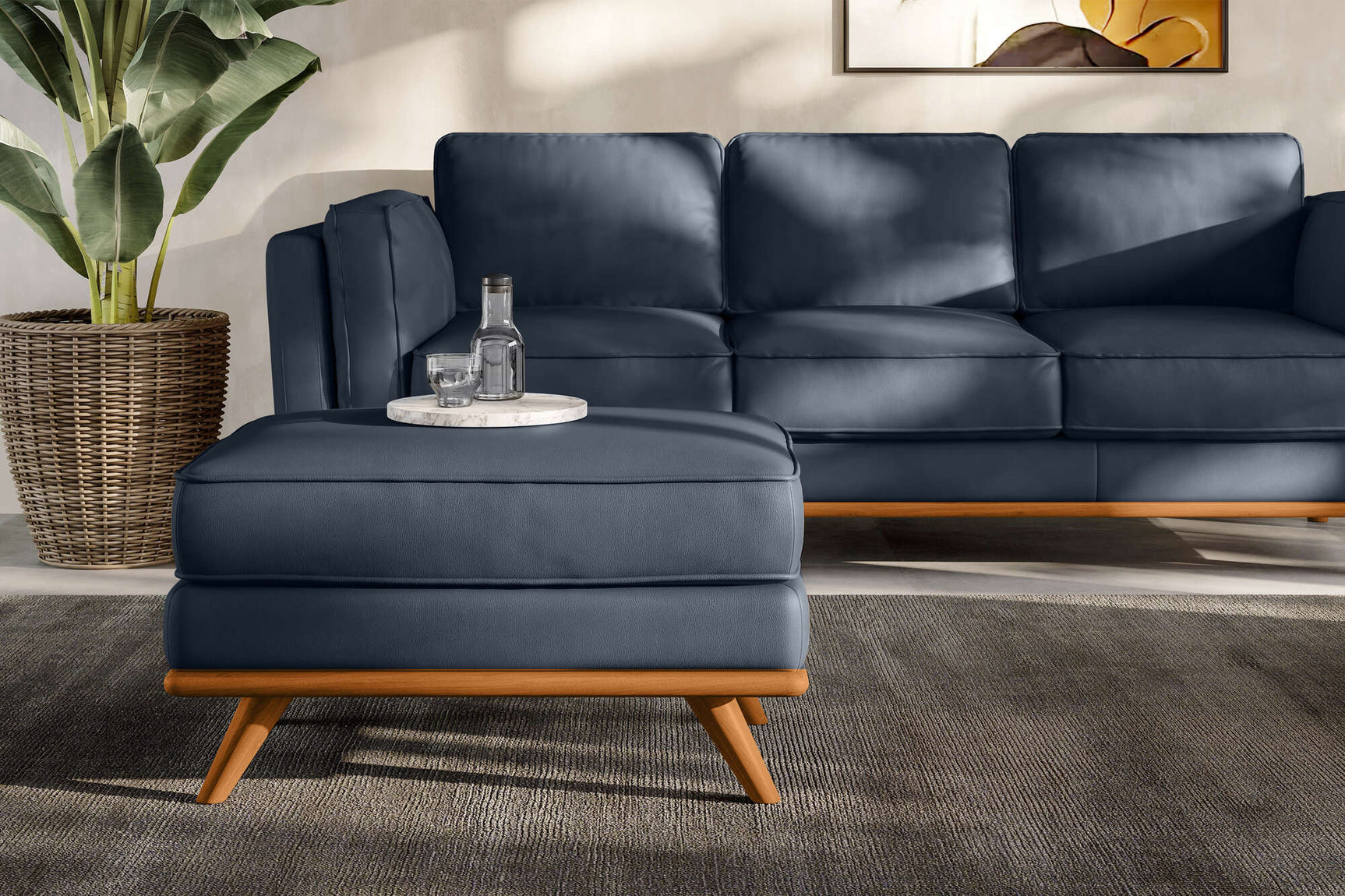 Pouf en cuir artisanal